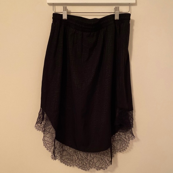 BCBG silky black skirt - Picture 5 of 6